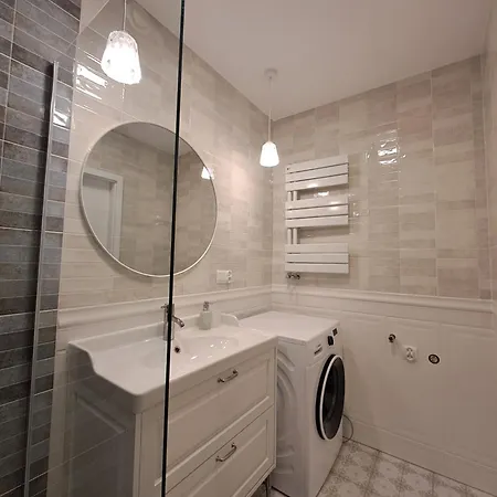Old Town Garbary 2 Bedroom