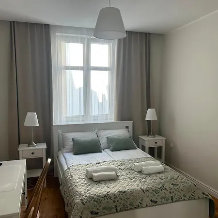 Old Town Garbary 2 Bedroom Lägenhet